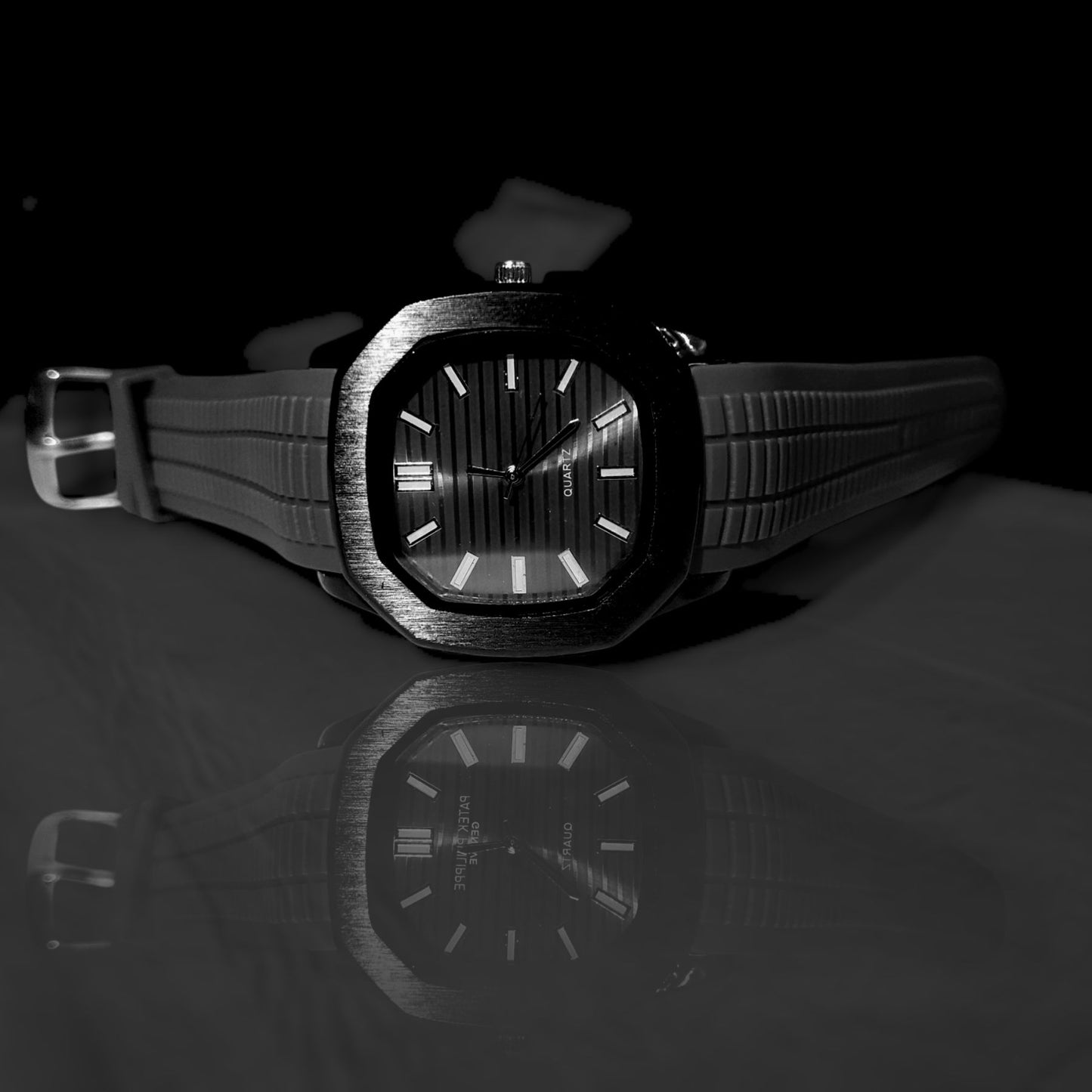 Nautilus Design Watch For Men & Boys